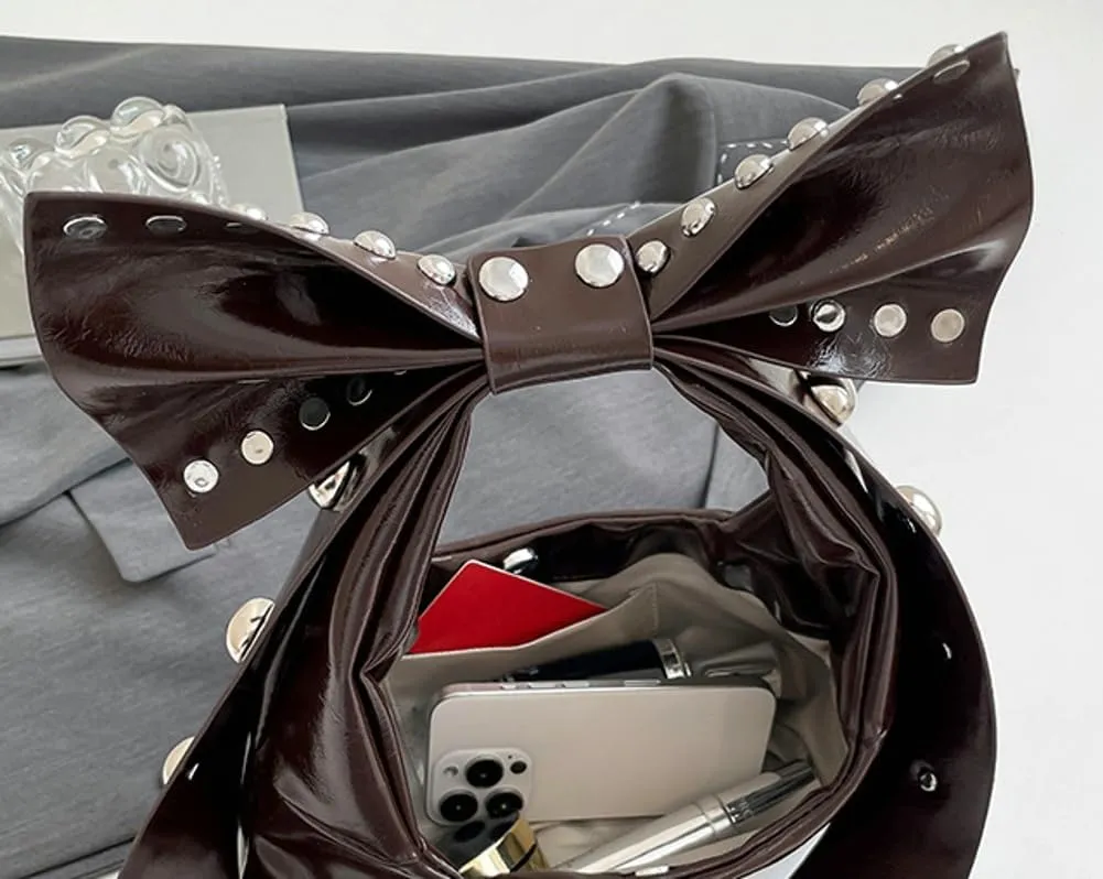 Bow-Tie Hobo Bags Women 2025 Trendy Y2k Rivet Shoulder Bags Bowknot Underarm Handbag Purse for Party Vacation Makeup