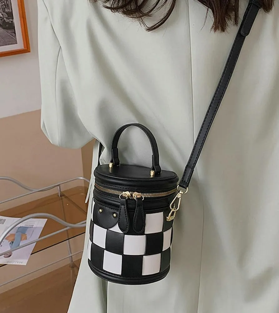 Checkered Bucket Bags Women 2025 Spring Trendy Woven Bucket Purse PU Leather Crossbody Shoulder Bag Tote Handbags