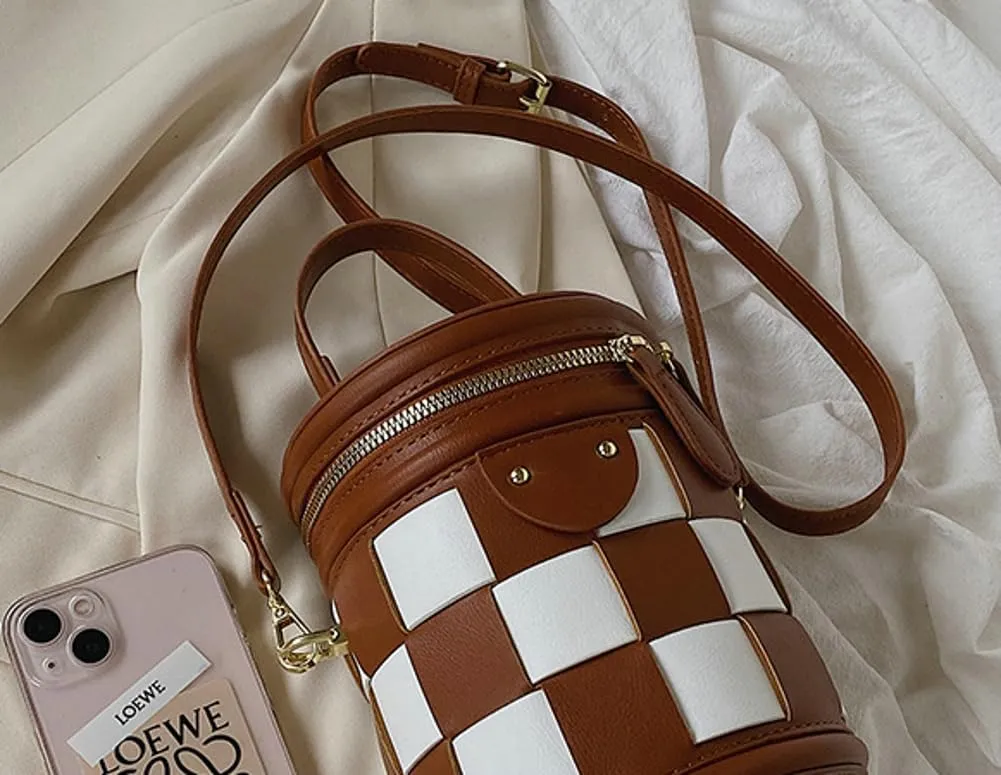 Checkered Bucket Bags Women 2025 Spring Trendy Woven Bucket Purse PU Leather Crossbody Shoulder Bag Tote Handbags
