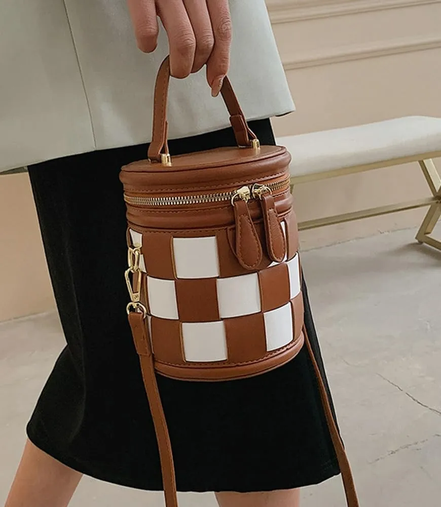 Checkered Bucket Bags Women 2025 Spring Trendy Woven Bucket Purse PU Leather Crossbody Shoulder Bag Tote Handbags