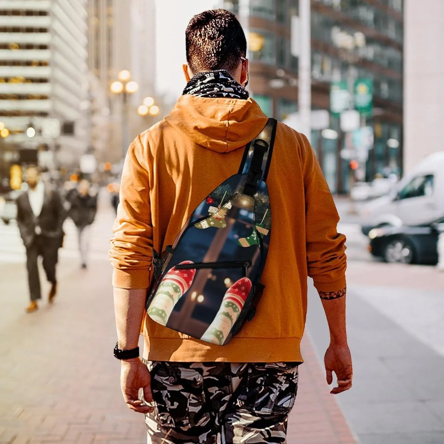 Chest Bag Sling Bag for Men Women Christmas Socks Xmas Party Sport Sling Backpack Lightweight Shoulder Bag for Travel, 38x20cm