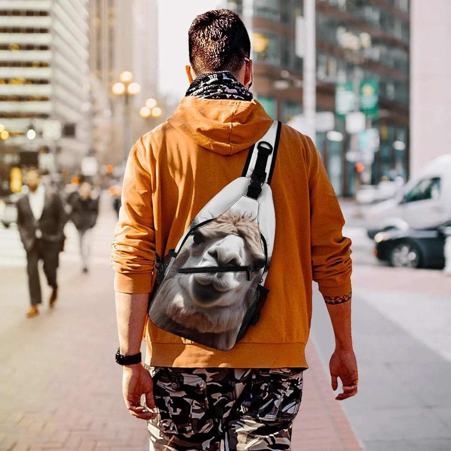Chest Bag Sling Bag for Men Women Funny Alpaca Llama Sport Sling Backpack Lightweight Shoulder Bag for Travel