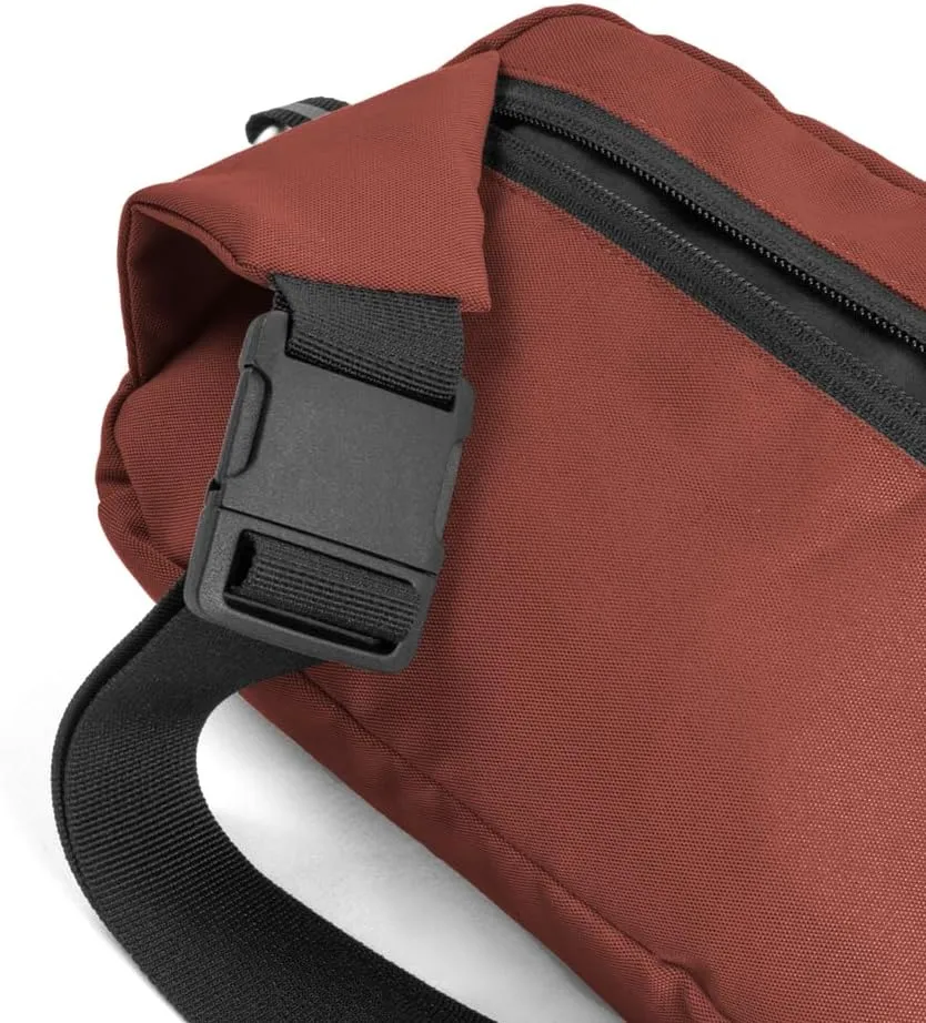 ChicoBag Belt Bag with Carabiner Clip | Eco-friendly Adjustable Fanny Pack Made from Recycled Materials (Jasper)