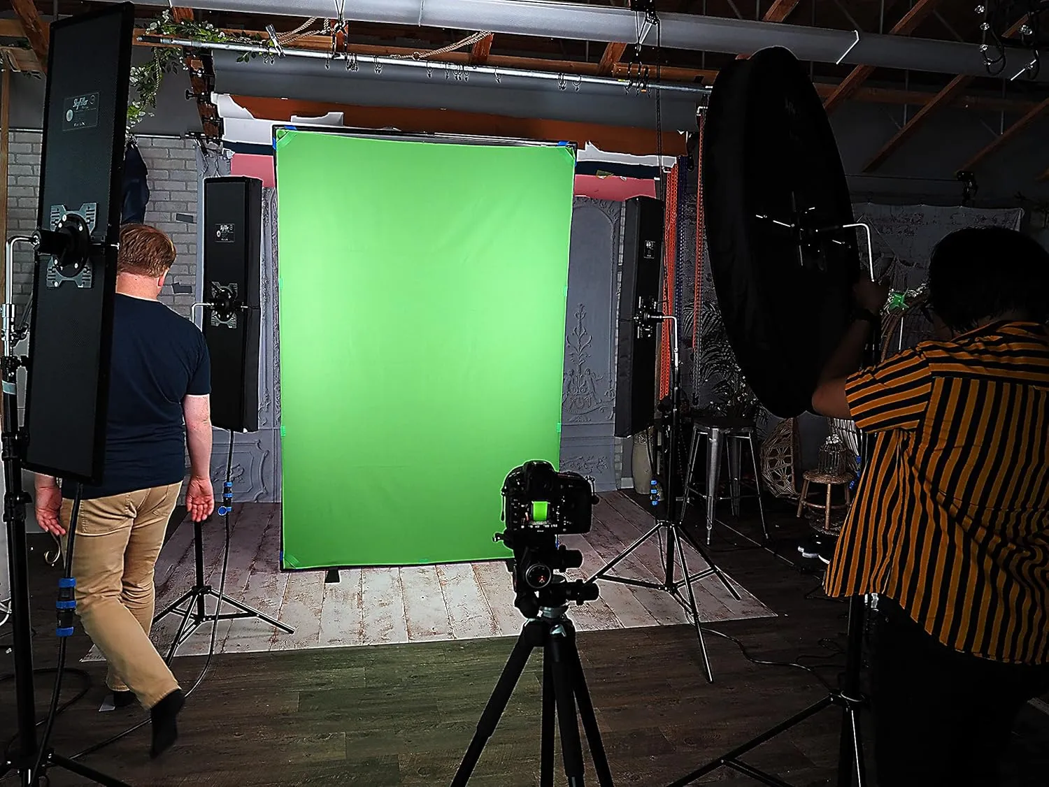 Complete Portable Background Kit w/Bag - 5 x 7.4ft (1.5 x 2.1m) Blue/Green