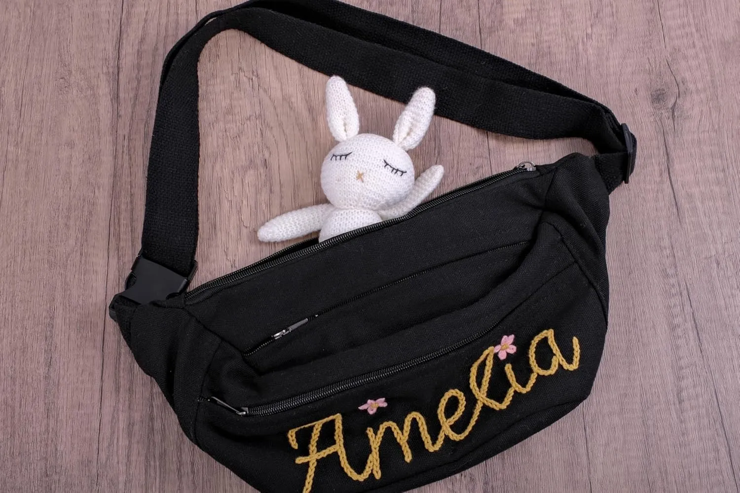Custom Embroidered Fanny Pack – Personalized Belt Bag & Crossbody for Women – Perfect Travel Companion & Bridesmaid Gift（Brown）