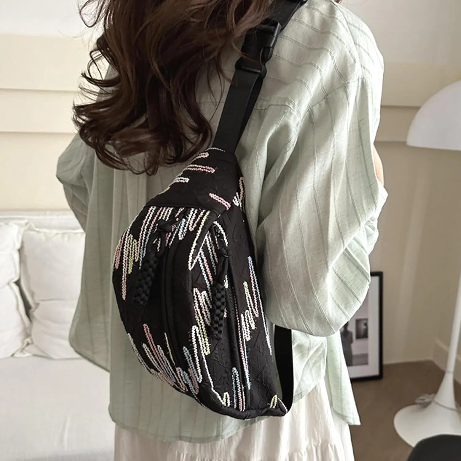 eYLun Women Fanny Pack Crossbody Bag Adjustable Casual Waist Bag FashionChest Bag Waist Pack for Travel Walking Running Hiking Black A