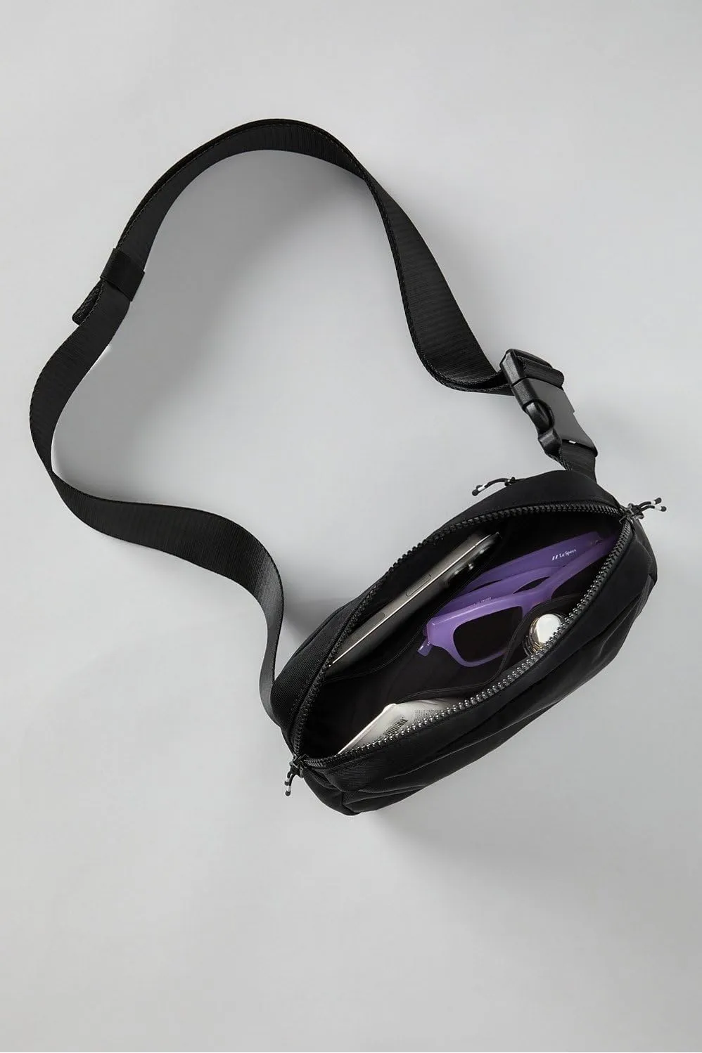 Fabletics The Big Belt Bag, Quick Dry, Zip Pockets, Hidden Pockets, Reflective, Black, OS