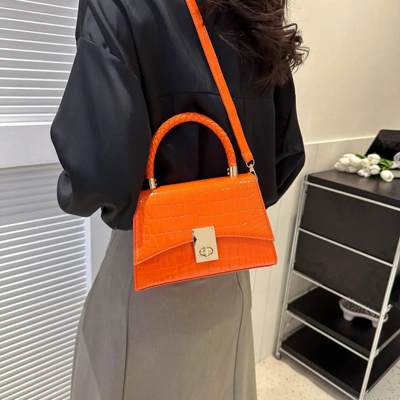 JHVYF Women Small Crossbody Bags Shoulder Bag Classic Satchel Handbags Ladies Cute Purses