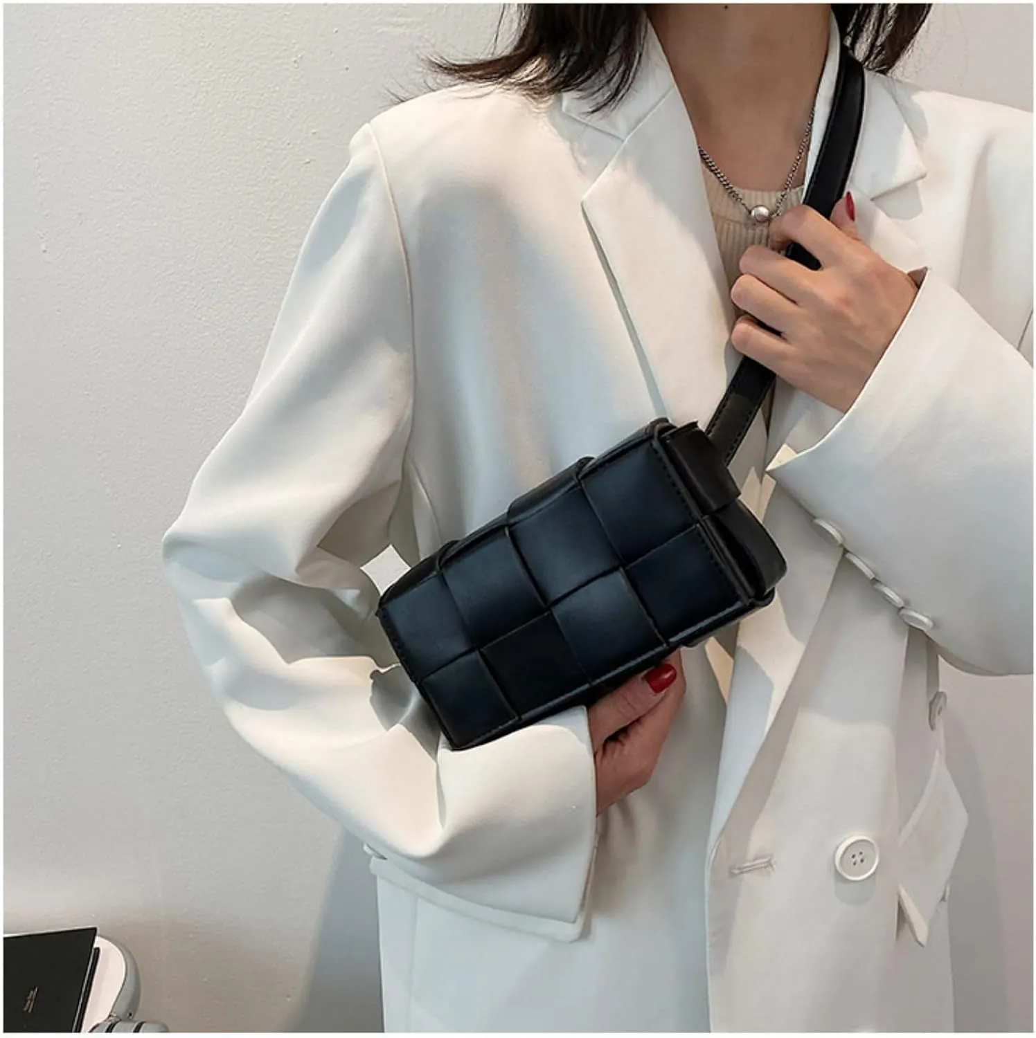 Mini Woven Crossbody Bag for Women, Square Shoulder Handbag Leather Clutch Purse Cute Fanny Packs with Adjustable Belt
