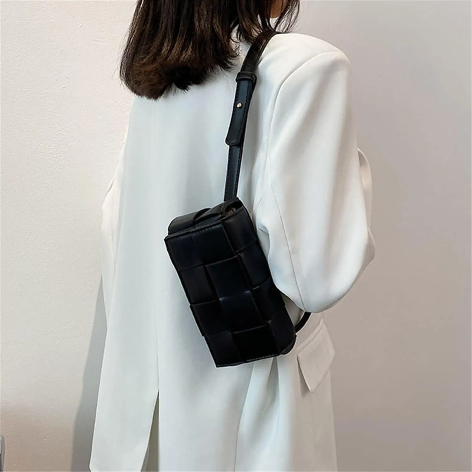 Mini Woven Crossbody Bag for Women, Square Shoulder Handbag Leather Clutch Purse Cute Fanny Packs with Adjustable Belt