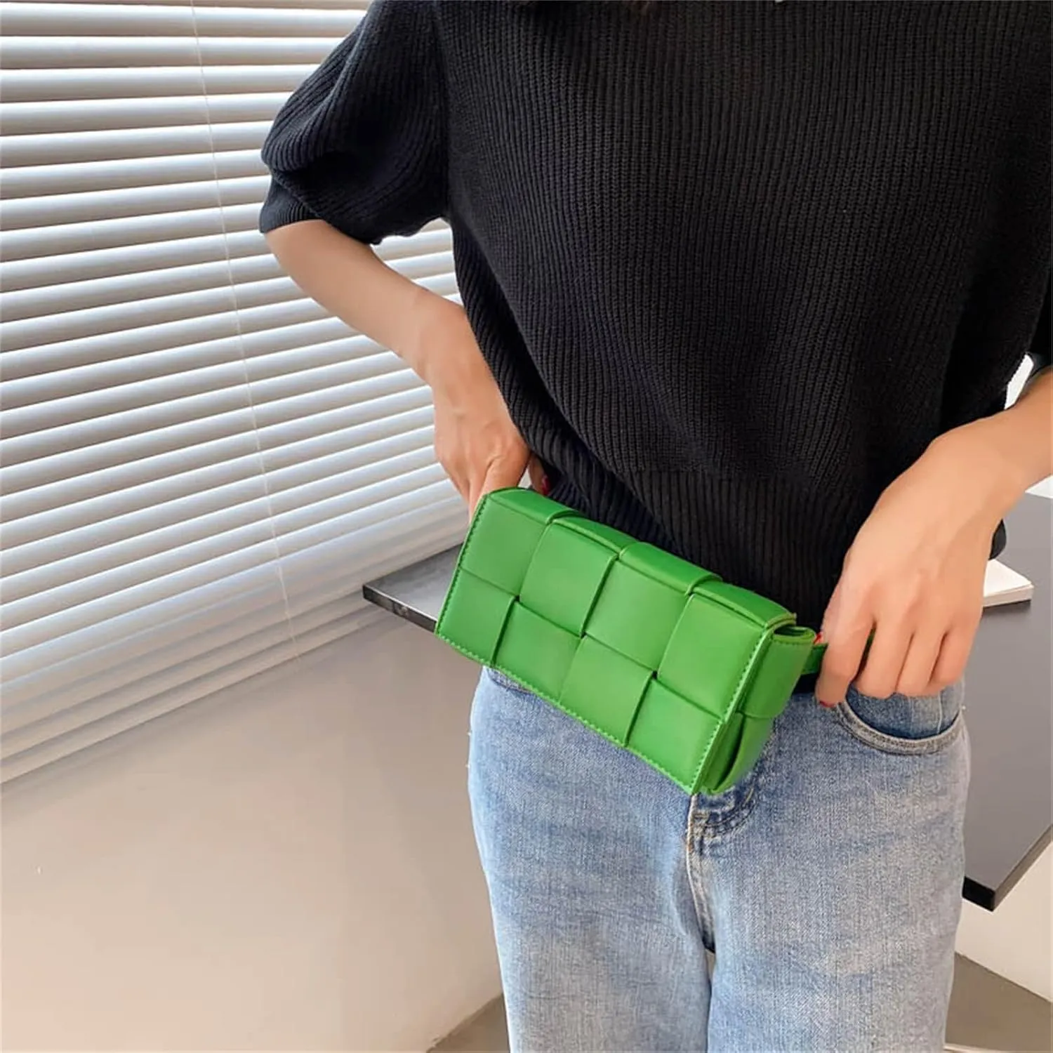 Mini Woven Crossbody Bag for Women, Square Shoulder Handbag Leather Clutch Purse Cute Fanny Packs with Adjustable Belt
