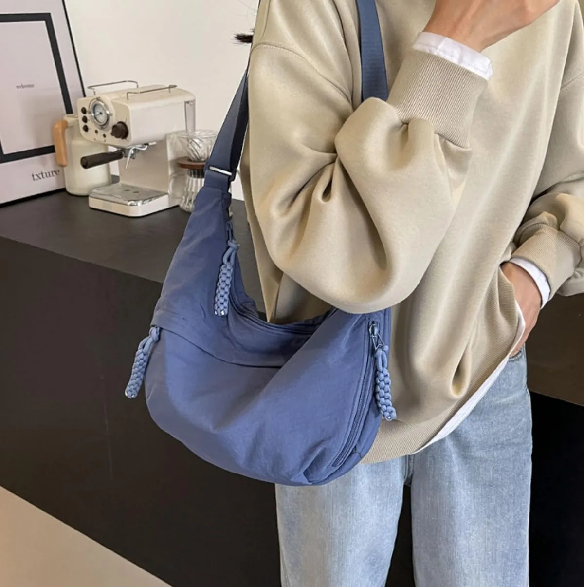 Nylon Crossbody Bags for Women Nylon Crescent Bag Casual Slouchy Shoulder Bags Dumpling Bag with Multi-Pockets