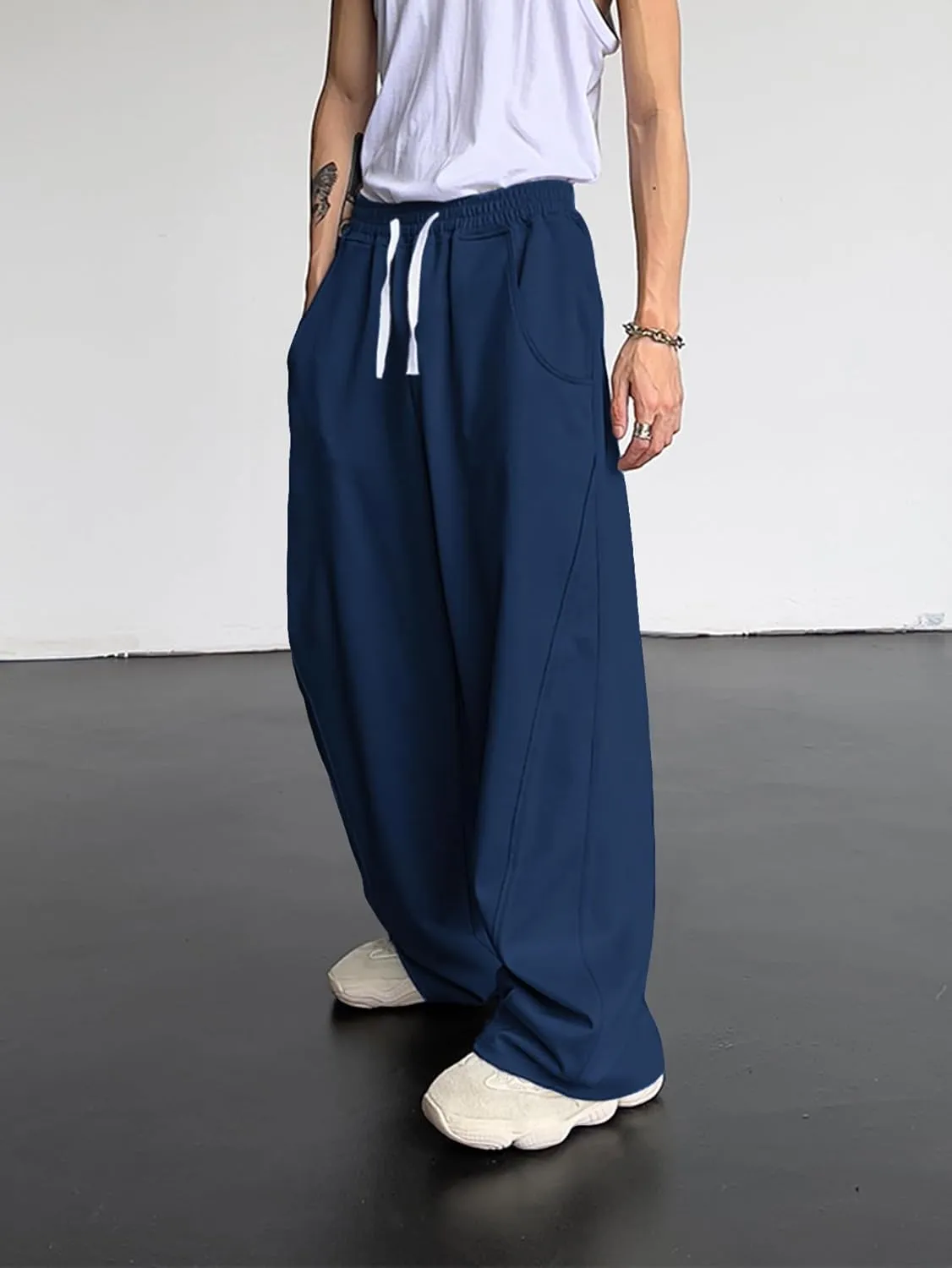 OYOANGLE Men's Drawstring Elastic Waist Baggy Sweatpants Y2K Loose Wide Leg Long Pants with Pocket