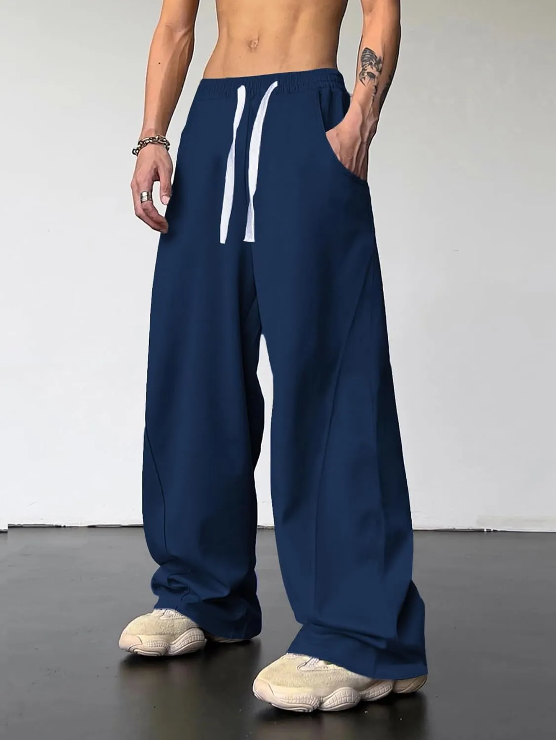 OYOANGLE Men's Drawstring Elastic Waist Baggy Sweatpants Y2K Loose Wide Leg Long Pants with Pocket