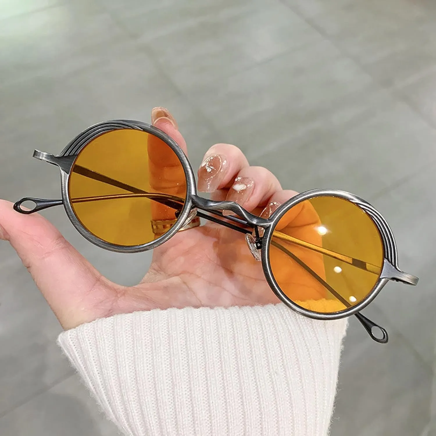 Retro Metal Small Round Punk Men Sunglasses Fashion Uv400