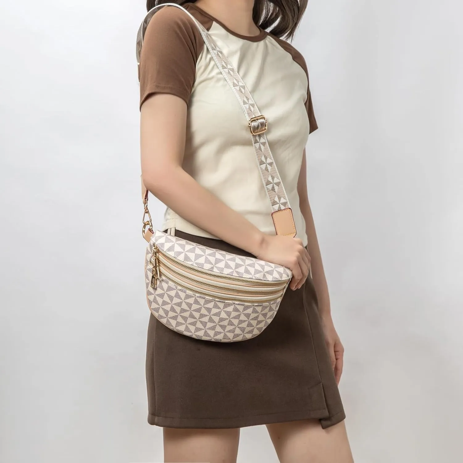 Sling Bag for Women, Crossbody Fanny Pack - Lightweight Chest Bag for Travel, Adjustable Strap & Hidden Pocket