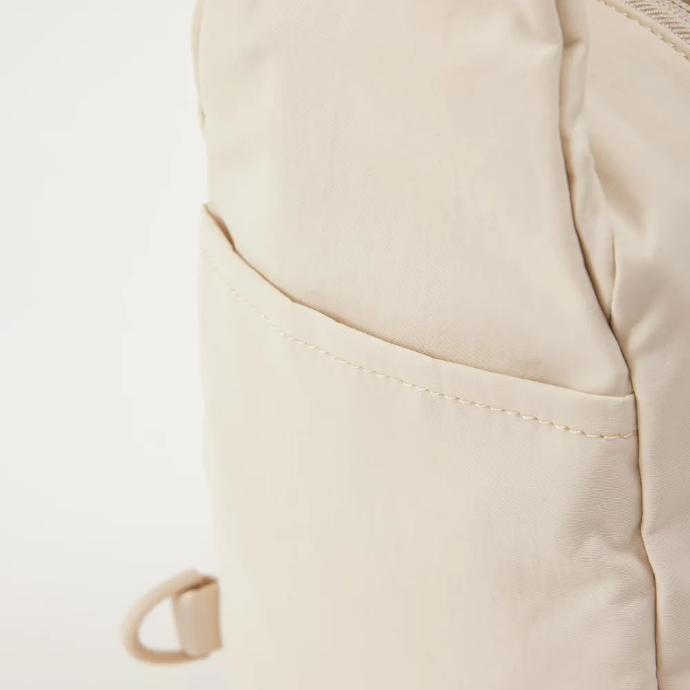 VAKAER Small Sling Bag for Women, Small Crossbody Bag with Adjustable Straps, Lightweight Chest Bag Casual Daypack Backpacks for Travel Hiking (Beige)