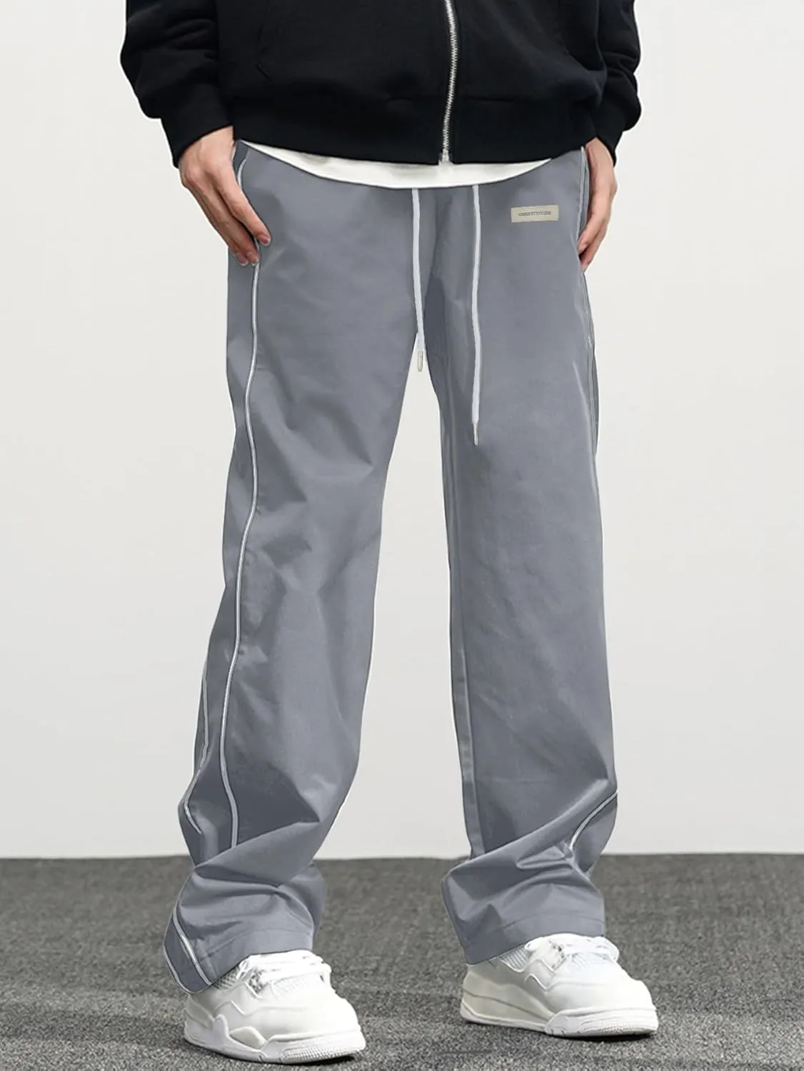 Verdusa Men's Track Pants Straight Leg Acitve Streetwear Elastic Waist Parachute Pants with Pockets