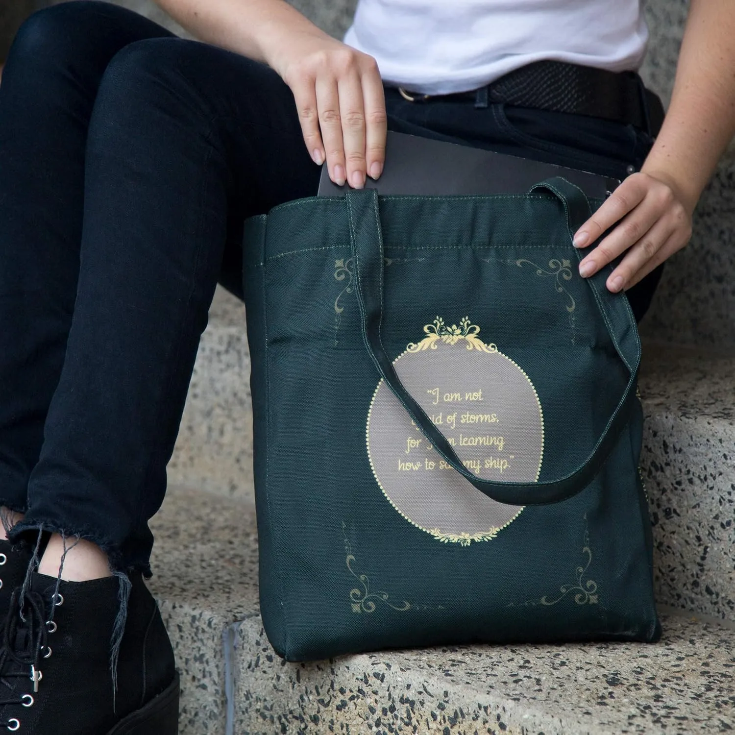 Well Read Book Themed Tote Bag for Book Lovers - Ideal Literary Gifts for Readers & Bookworms - Versatile Shoulder Bag
