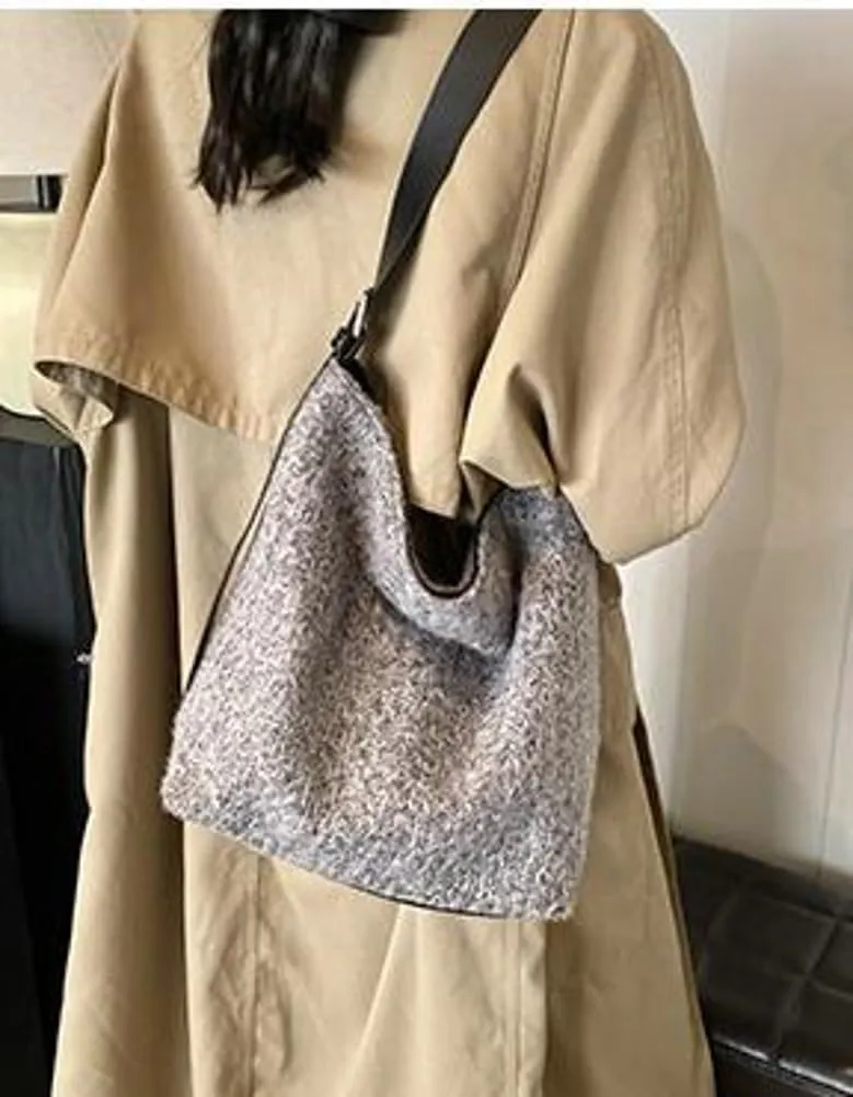 Winter Wool Purse Slouchy Hobo Bags for Women Fluffy Shoulder Bag Crossbody Purse Satchel Tote Handbag