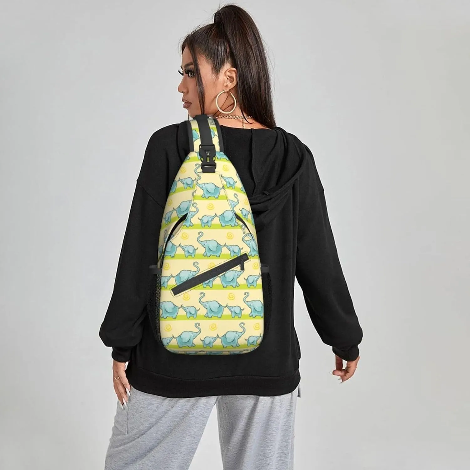 Women Elephant Seamless Cute Animals Crossbody Sling Backpack for Men Chest Bag Shoulder Bag Lightweight One Strap Backpack Travel Outdoor Daypack