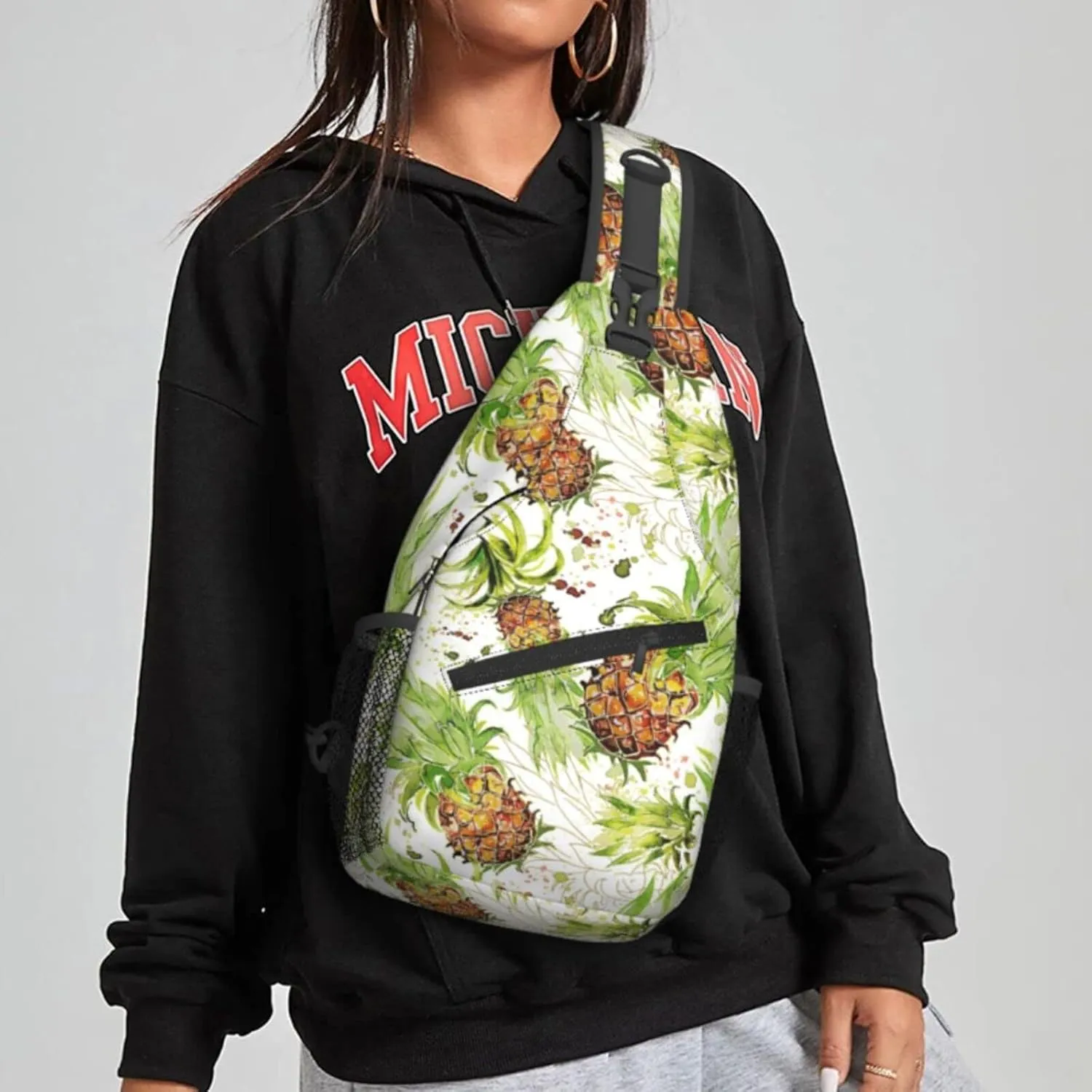 Women Watercolor Splash Fresh Pineapple Crossbody Sling Backpack for Men Chest Bag Shoulder Bag Lightweight One Strap Backpack Travel Outdoor Daypack
