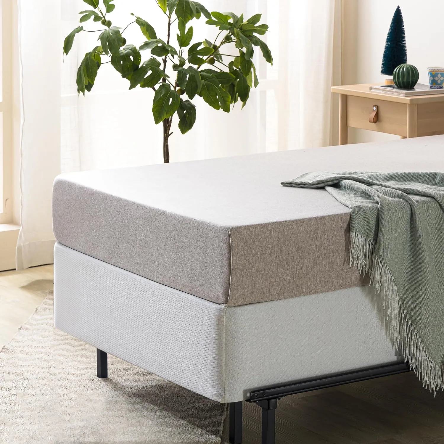 ZINUS No Assembly Metal Box Spring 9 Inch White Mattress Foundation, Sturdy Metal Structure, Twin